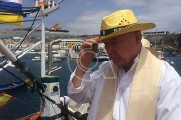 Procesión terrestre-marítimo de la Virgen del Carmen por la bahía de Melenara (Foto TA)